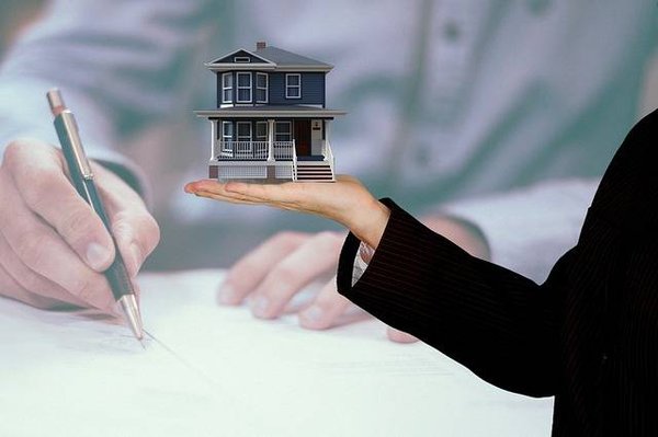 5 Raisons pour lesquelles une agence de conseil immobilier à Ajaccio peut transformer votre recherche de propriété